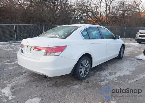 2012 Honda Accord 2.4 Ex-L z USA, uszkodzony, nr VIN 1HGCP2F89CA141814